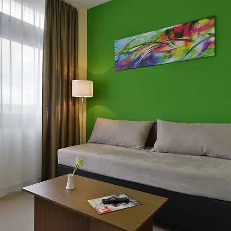 فندق Invite Hauptbahnhof 3*