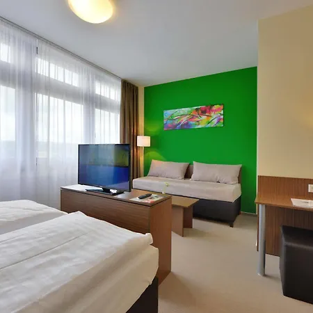 Invite Hauptbahnhof فندق 3*